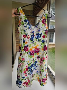 Chaps White Midi Dress with Multicolor Floral Print - Size 6